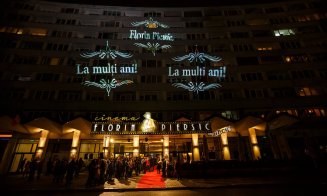 Florin Piersic, omagiat de sute de oameni la aniversare: Îmi pare rău de un singur lucru: că nu am 38 de ani, ci 83 de ani