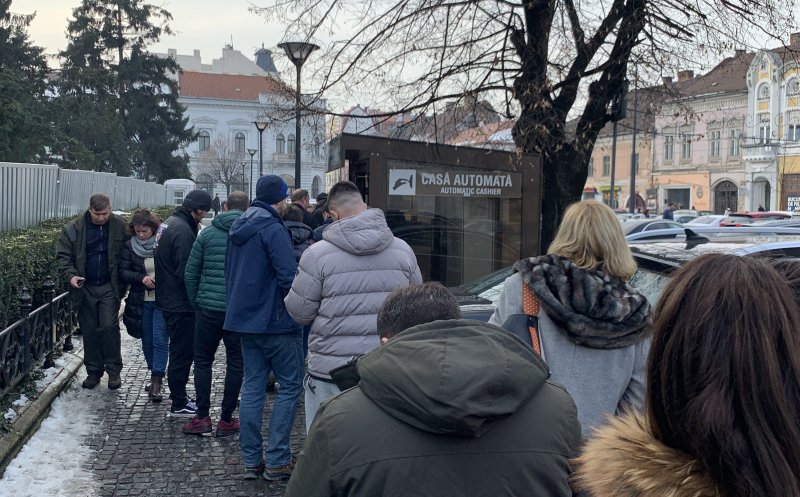 Coadă la parcometrul din Unirii