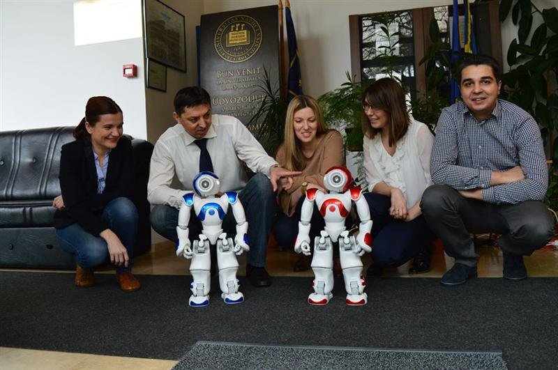 Robotul care ajută copiii cu autism, inventat la Cluj