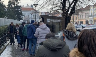 Când scăpăm de cozile la parcometrele din centrul Clujului: camere smart, aplicaţie şi card bancar