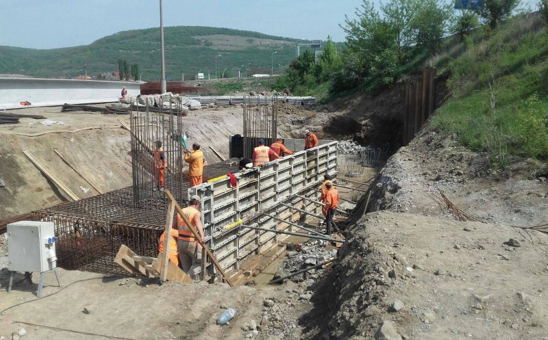 “Cu majorările de salarii la bugetari făceam câteva autostrăzi între Transilvania și Țara Românească”