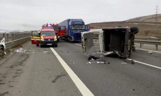Accident cu 5 răniţi pe Autostrada Transilvania. Traficul a fost reluat