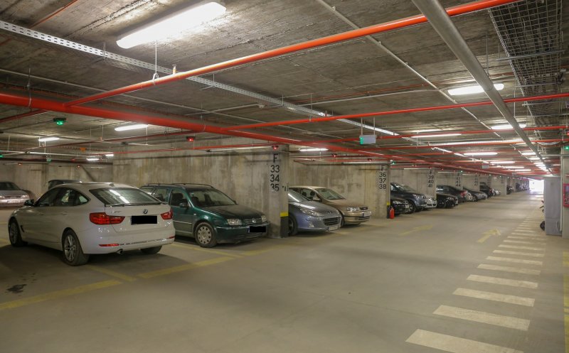 Autorizaţie pentru încă un parking în Mănăştur. 300 de locuri la subsol, teren de sport şi loc de joacă pe terasă