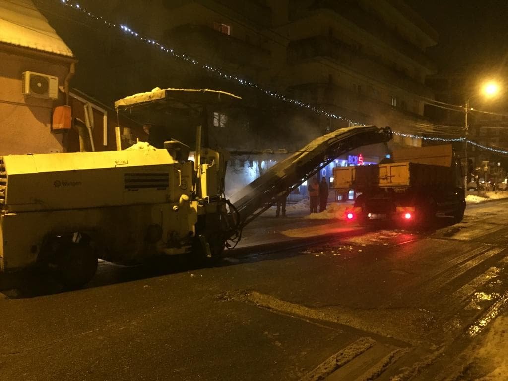 29 de străzi din Dej, modernizate pe banii Europei. Apa și canalizarea le instalează Compania Someș Tisa