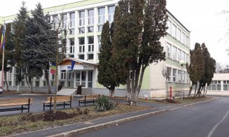 Înverzeşte Clujul. Plantări de gard viu la scările de bloc şi arbori pe străzi, dar şi în curţile şcolilor şi grădiniţelor