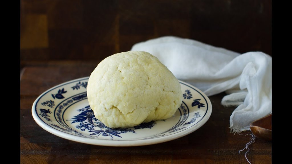 Slăbeşte 1 kg pe zi cu dieta cu brânză de vacă