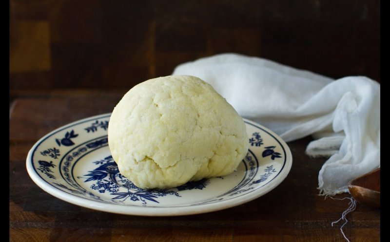 Slăbeşte 1 kg pe zi cu dieta cu brânză de vacă