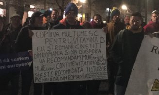 Clujul o susține pe Kovesi. Sute de oameni au ieşit în stradă