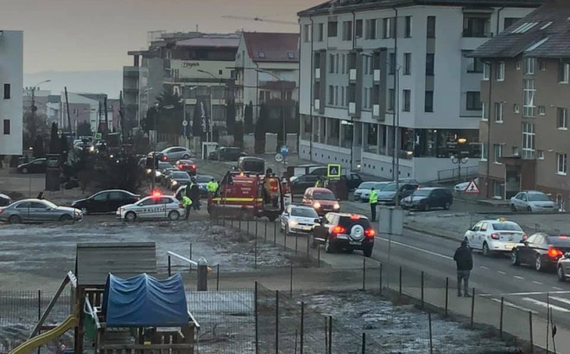 Pieton lovit pe Bună Ziua. Pe trecere