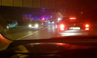 Accident grav pe Paris. Două tinere au ajuns la spital