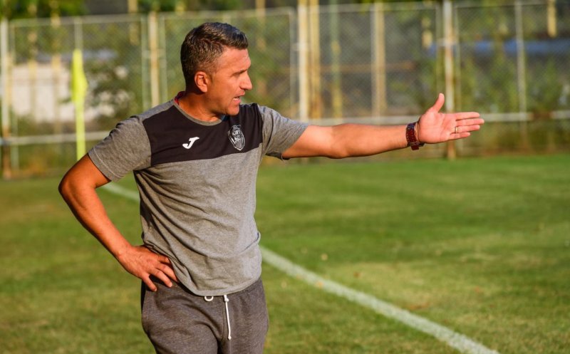 Alin Minteuan, încrezător în legătură cu postul său: “Jucătorii nu se gândesc la un nou antrenor, astea sunt speculaţii”