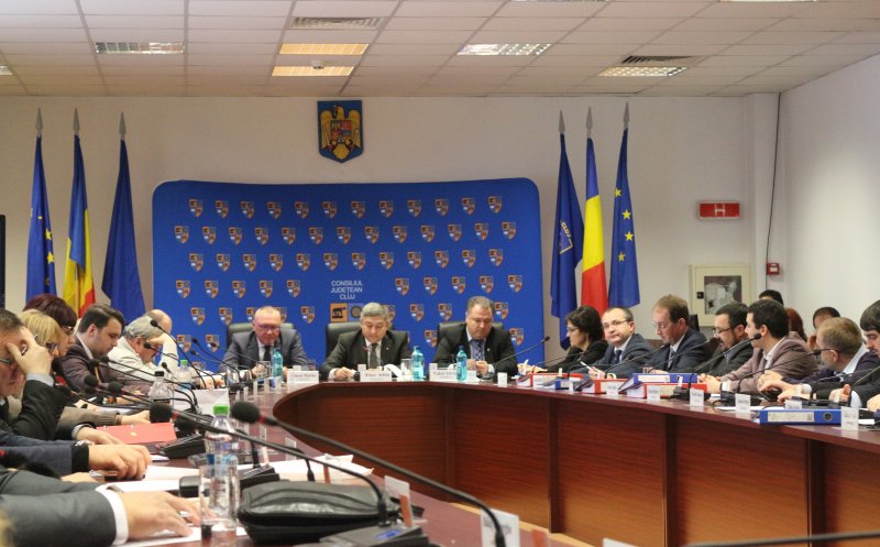 Şedință tensionată la CJ Cluj. Tișe s-ar putea alege cu o plângere penală