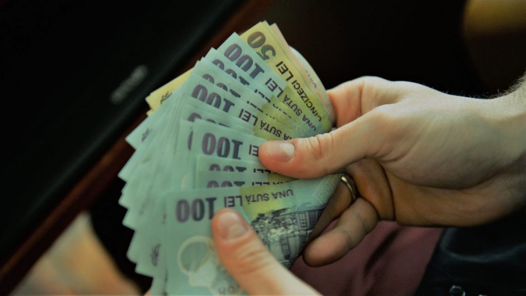 Pensia zilei în România