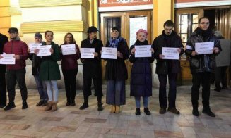 Mai mulţi actori ai Teatrului Naţional Cluj-Napoca, protest faţă de OUG care modifică legile justiţiei