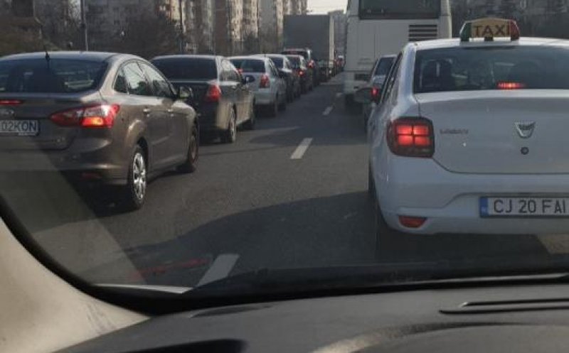 Ce au de îndurat  şoferii în oraşul de 5 stele. Cât faci dimineaţa din Floreşti până-n centru. VIDEO