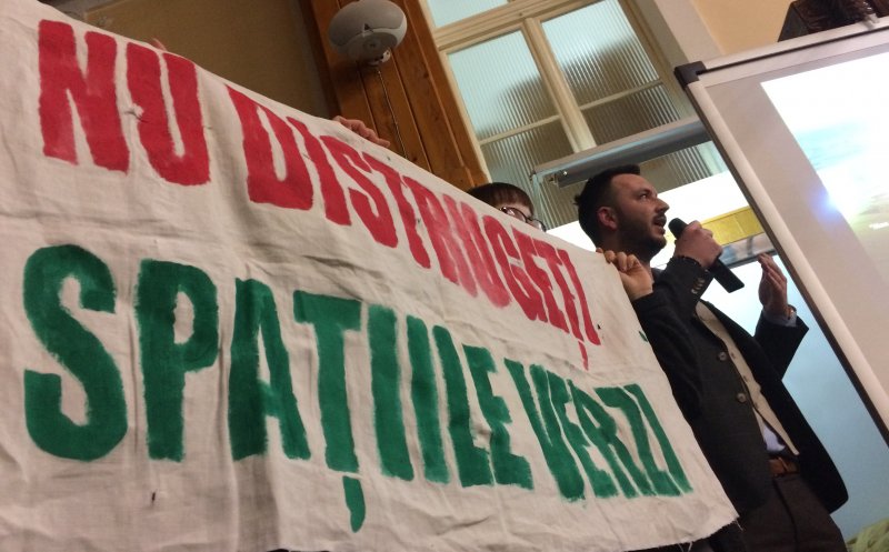 Proiectul Aqua Park merge înainte, după două ore de proteste. "Riscaţi să faceţi un cadou otrăvit Clujului"