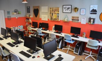 Elevii liceului pentru Deficienţi de Auz din Cluj, învăţaţi să programeze de firme IT