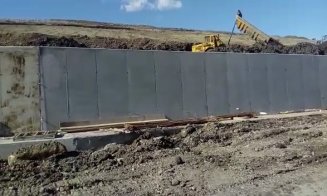 Cum decurg lucrările pentru închiderea gropii de gunoi a Clujului