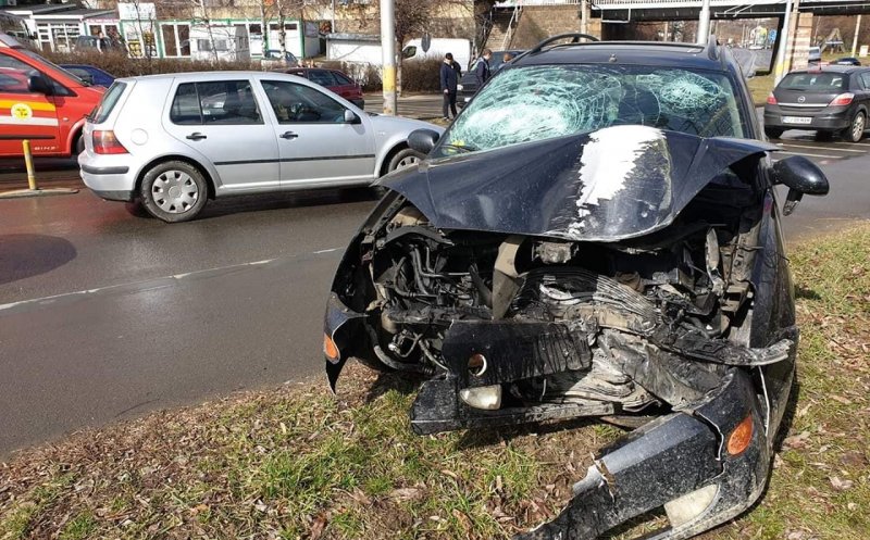 Accident pe Oaşului. O persoană a ajuns la spital