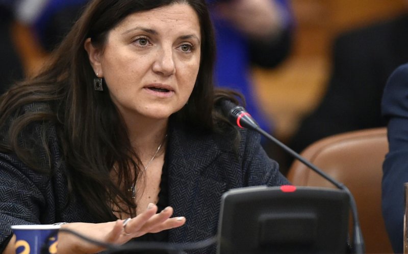 Lovitură pentru Cioloş! Deşi e membru fondator, Raluca Prună pleacă din PLUS
