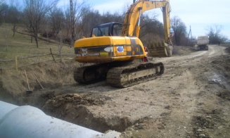 Au fost reluate lucrările pe drumul Iclod – Aluniş