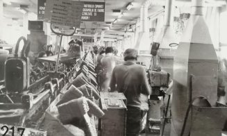 Imagini de colecţie cu CLUJANA. Cum vrea un deputat de Cluj să ajute la refuncţionalizarea fabricii (pe modelul Pegas, Adidas)