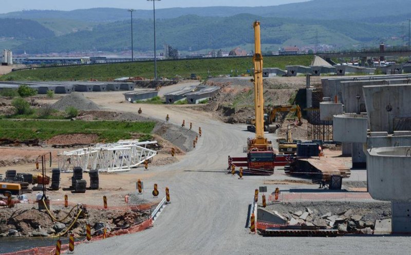30 de kilometri de autostradă de lângă Cluj, scoşi la licitaţie