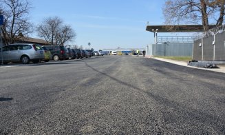 Reparaţiile la parcarea aeroportului Cluj, finalizate. O nouă etapă, în toamnă