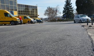 Reparaţiile la parcarea aeroportului Cluj, finalizate. O nouă etapă, în toamnă