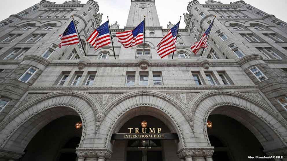 Dăncilă, cazată la hotelul lui Trump. Au fost încălcate prevederile anticorupţie din Constituţia SUA?