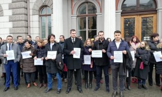 Un nou protest al magistraţilor din Cluj. La prânz