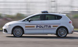 Şofer băut şi fără permis, arestat după ce a fugit de poliţişti. Ce au păţit cei care i-au sărit în ajutor