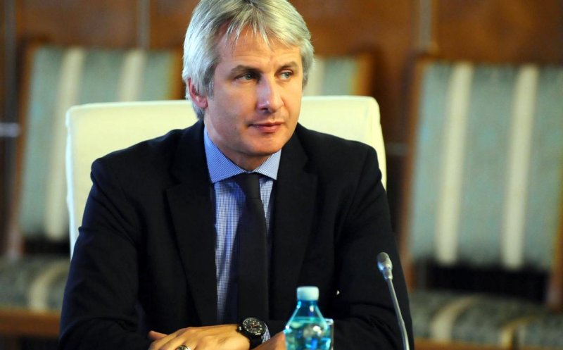 Guvernul anunţă prima rectificare bugetară. Şi o întâlnire cu primarii nemulţumiţi