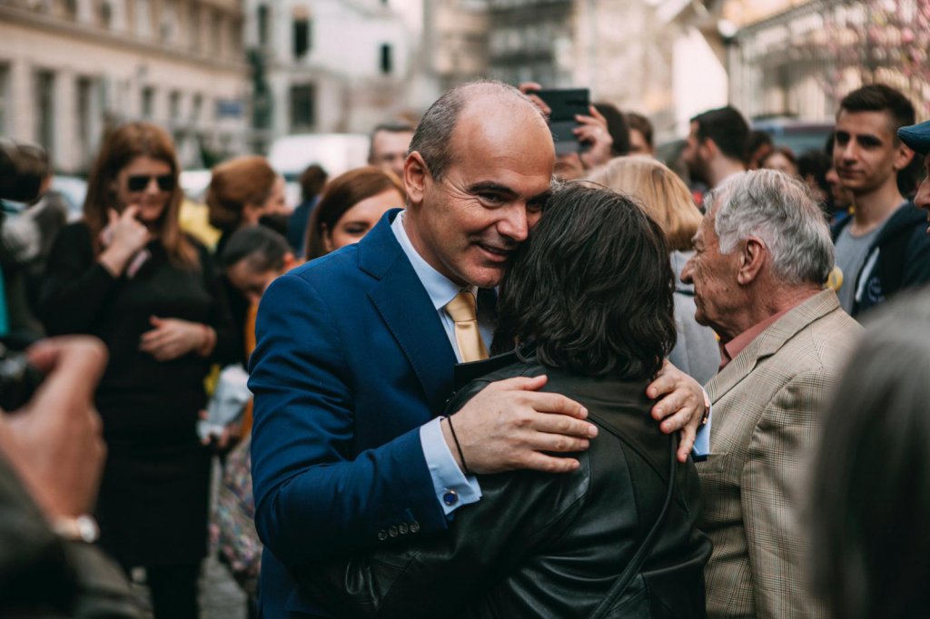 INTERVIU Rareş Bogdan. De ce PNL şi nu USR / Ce l-a apucat să intre în politică / Războiul cu Dragnea
