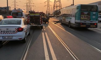 Accident cu trei maşini pe Muncii. Trei răniţi grav