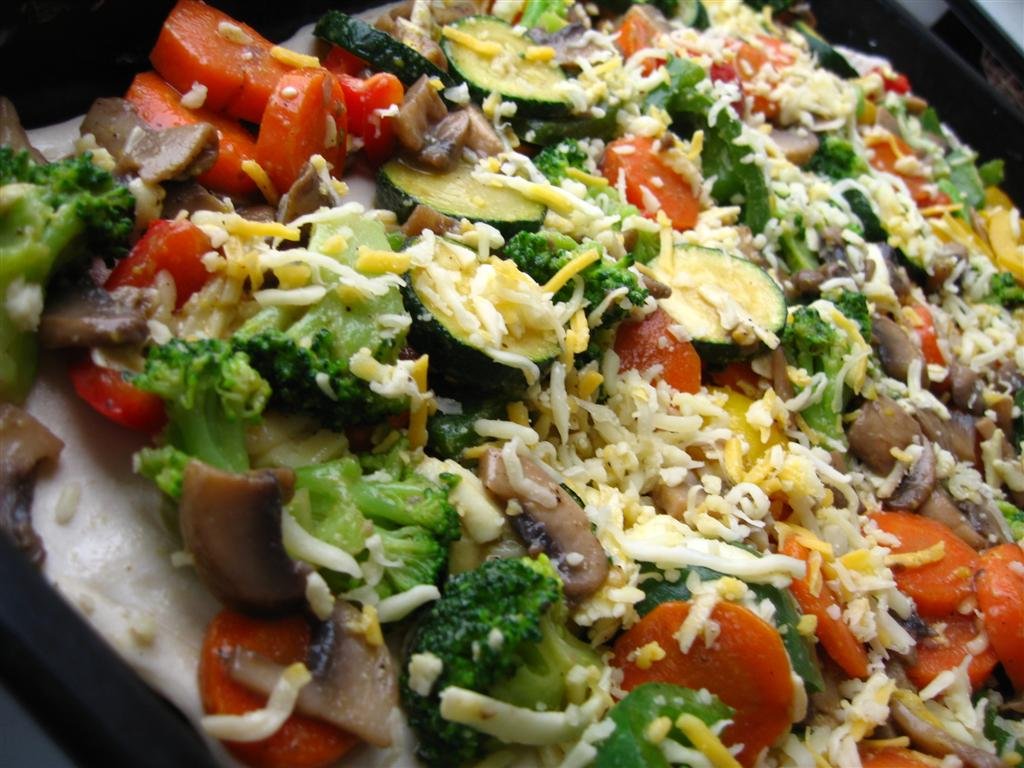 Reţetă de post: Placintă vegană cu legume