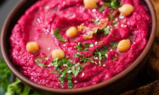 Reţetă de post: hummus cu sfeclă roşie