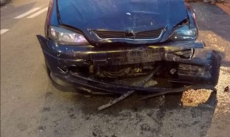 Accident pe Traian Vuia. O persoană încarcerată