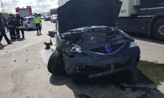 Accident cu trei maşini în Şaula. Trafic blocat