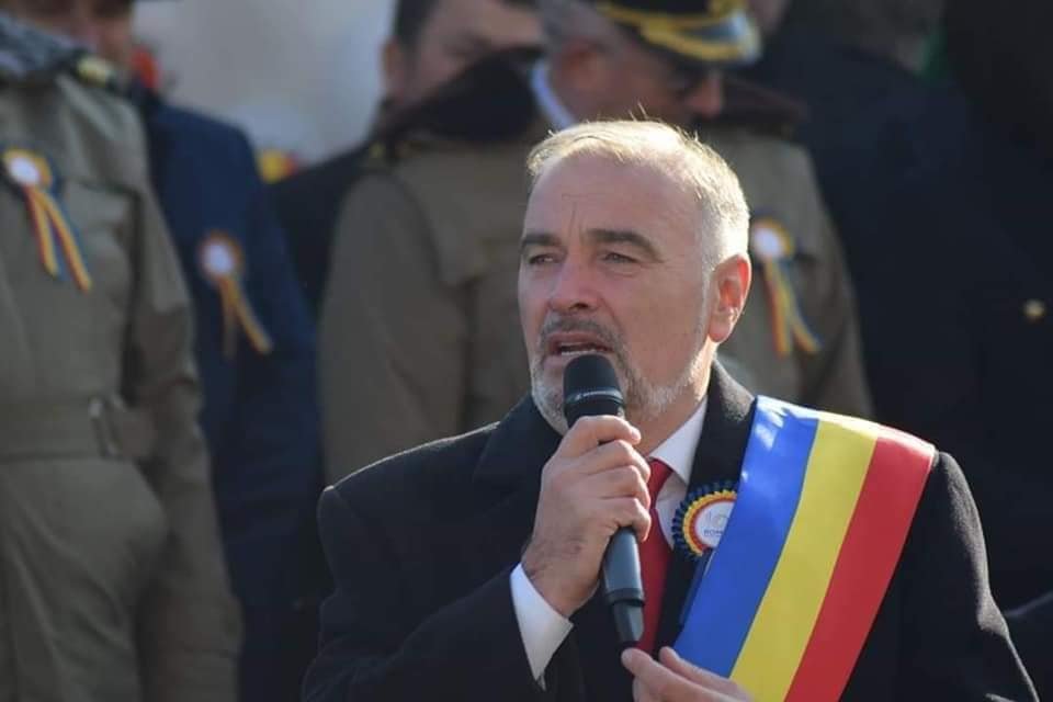 Primarul municipiului Gherla, găsit incompatibil de ANI