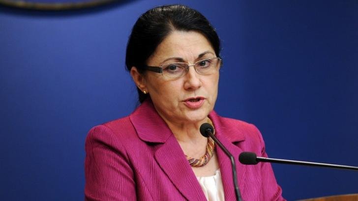 Andronescu, despre locurile tăiate la liceu: "Am făcut reglaje între şcoala profesională şi învăţământul liceal"