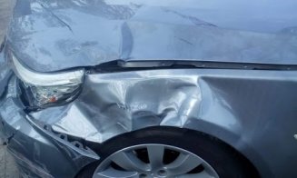 Două persoane de 60 de ani, descarcerate dintr-o mașină în zona Baciu