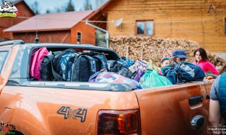 Voluntarii din Cluj au făcut fericite 45 de familii din creierii Apusenilor