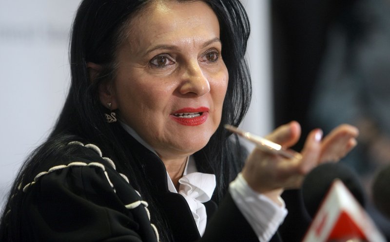 Ministrul Sănătății, vizită cu peripeţii la un spital din Cluj. "Ştiu că sunteţi ministru, dar… eu îmi fac treaba"