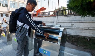 Cum își depozitează gunoiul orașele din Ardeal: acces cu cartelă, dulapuri de tablă, platforme îngropate