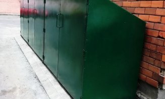 Cum își depozitează gunoiul orașele din Ardeal: acces cu cartelă, dulapuri de tablă, platforme îngropate