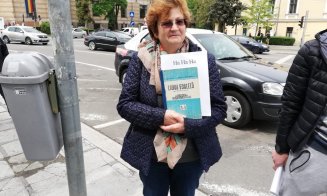 Protestatarii au ajuns la CCS: #Veorica, nu uita, Clujul sigur nu te vrea!"