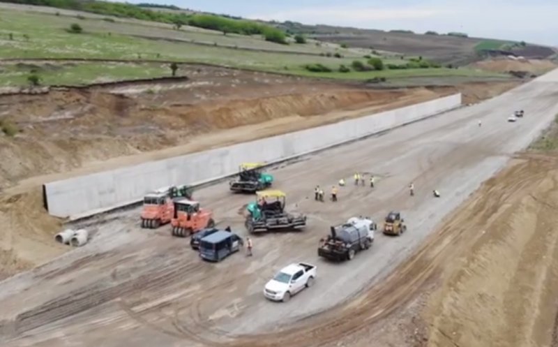 Noi imagini de pe cel mai lung tronson al Autostrăzii Sebeș - Turda