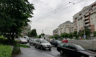 Altă ploaie, aceeași poveste! Traficul din Cluj, blocat de dimineață