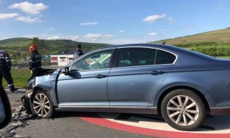 Accident în lanț în comuna clujeană Vâlcele. Un șofer a fost transportat la spital